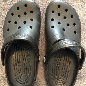 Crocs. *read description*